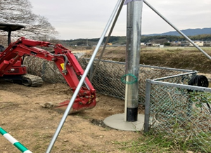 制御盤用鋼管柱交換工事